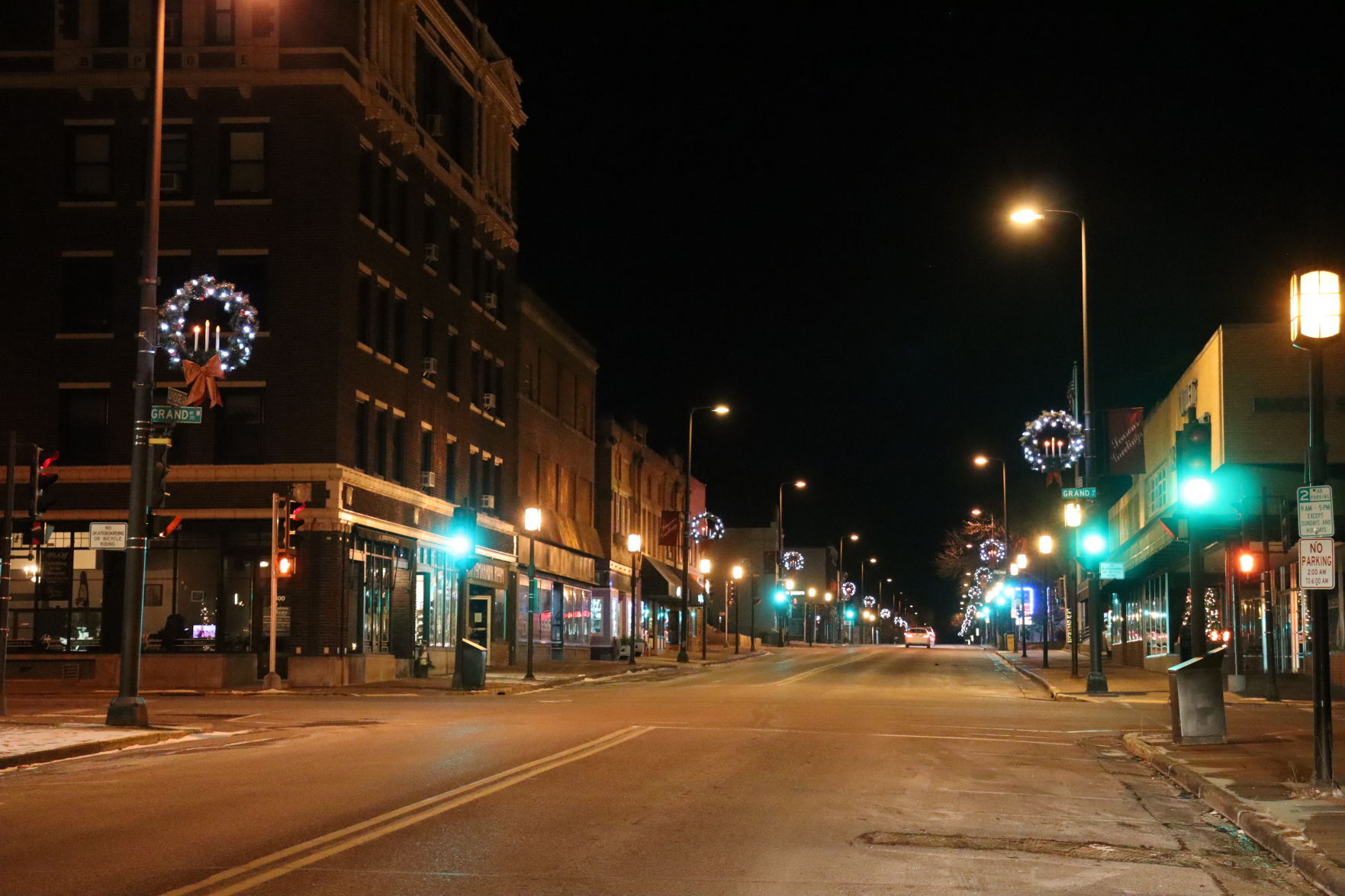 Chippewa Falls Christmas light displays